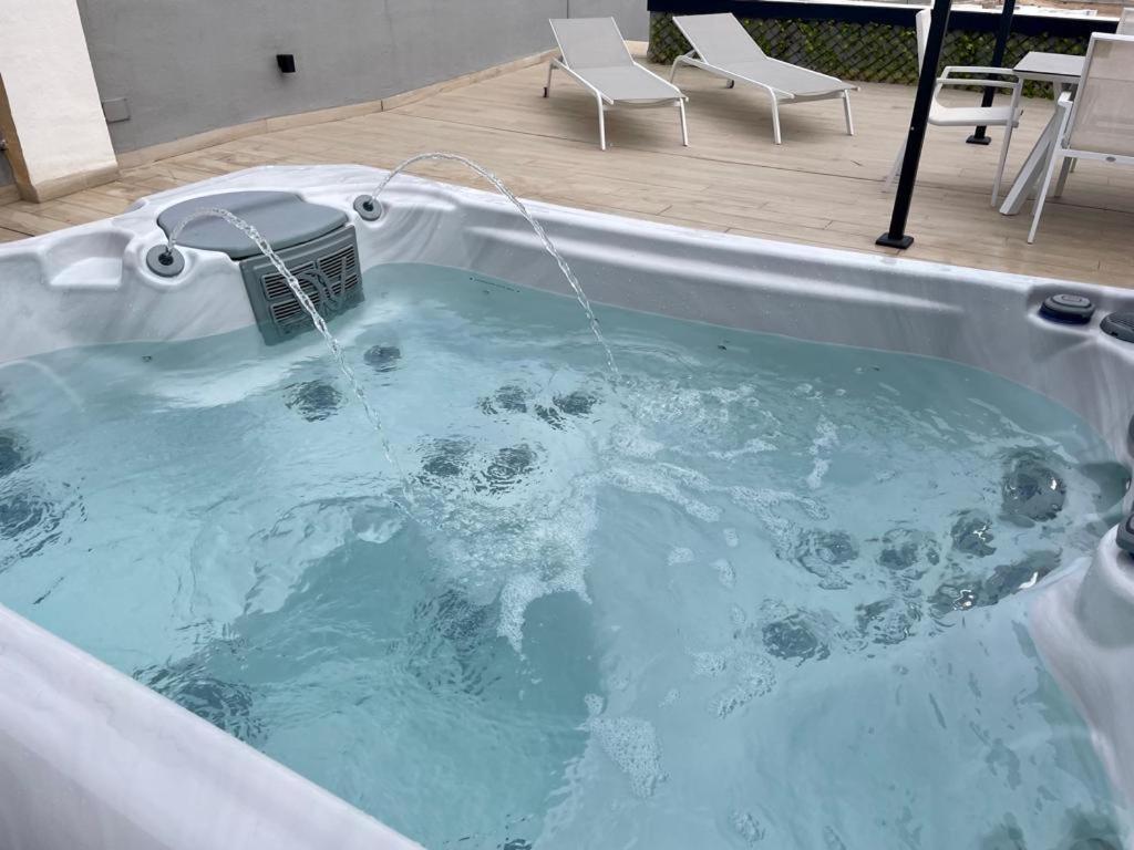 Santa Rosalia Lake & Life Resort Jacuzzi Penthouse Golf 洛斯阿尔卡萨雷斯 外观 照片