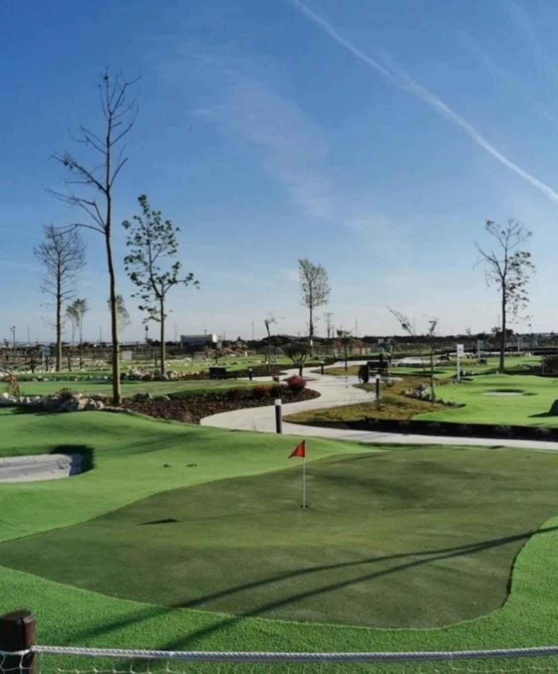Santa Rosalia Lake & Life Resort Jacuzzi Penthouse Golf 洛斯阿尔卡萨雷斯 外观 照片